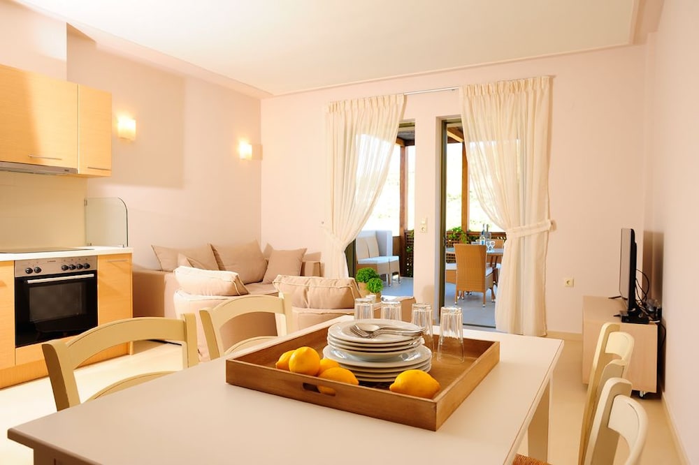 Plakias Cretan Resorts 42/65