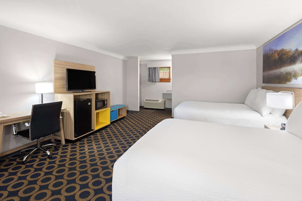 Days Inn by Wyndham Wauseon 23/49