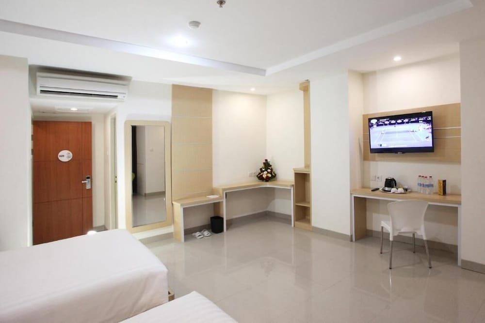 Nite And Day Surabaya Gunungsari 17/30