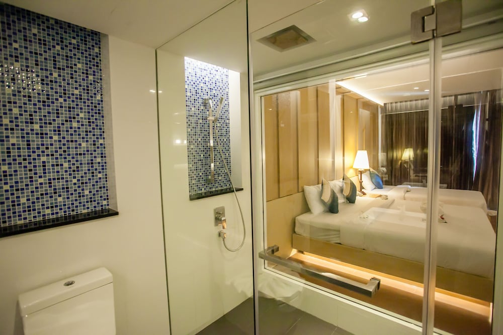 Phi Phi Harbour View Hotel 33/33