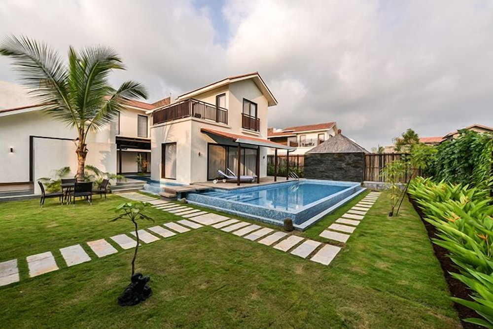 Tropicana Resort and Spa Alibaug 46/50