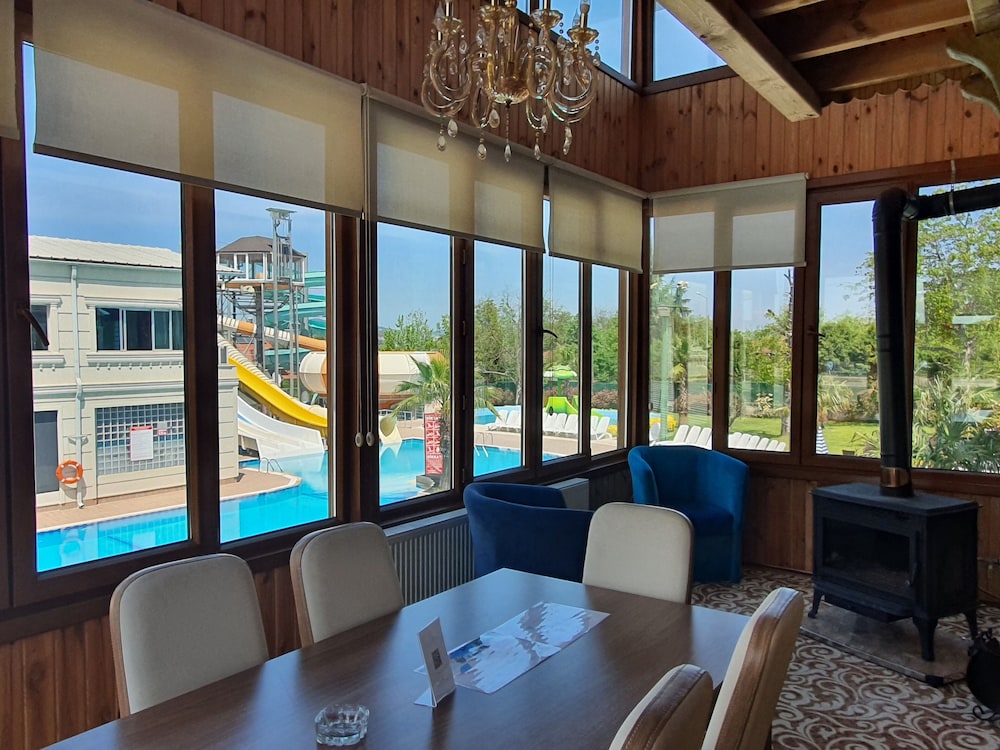 SAPANCA AQUA HOTEL 64/75