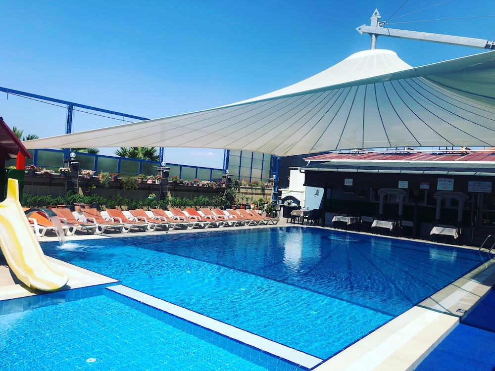 Nil Hotel 28/47