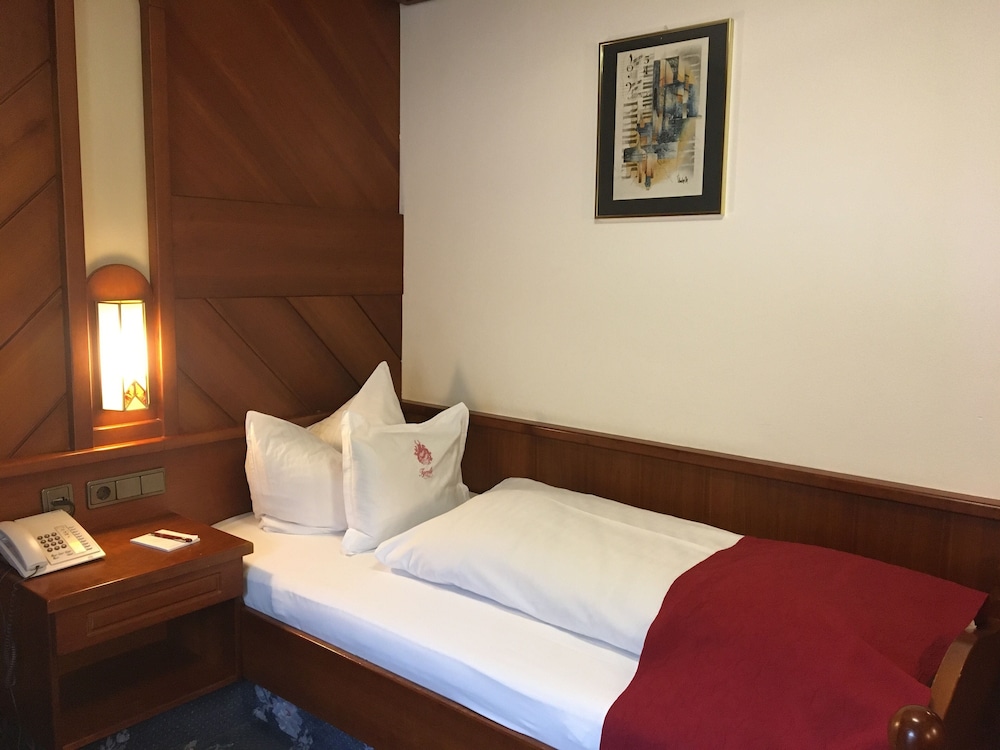 Tyrolis Hotel 15/69
