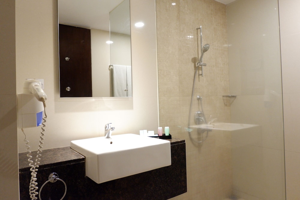 Grage Hotel Cirebon 21/71
