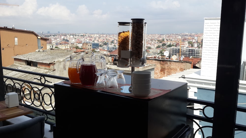 Pera Line Hotel 26/34