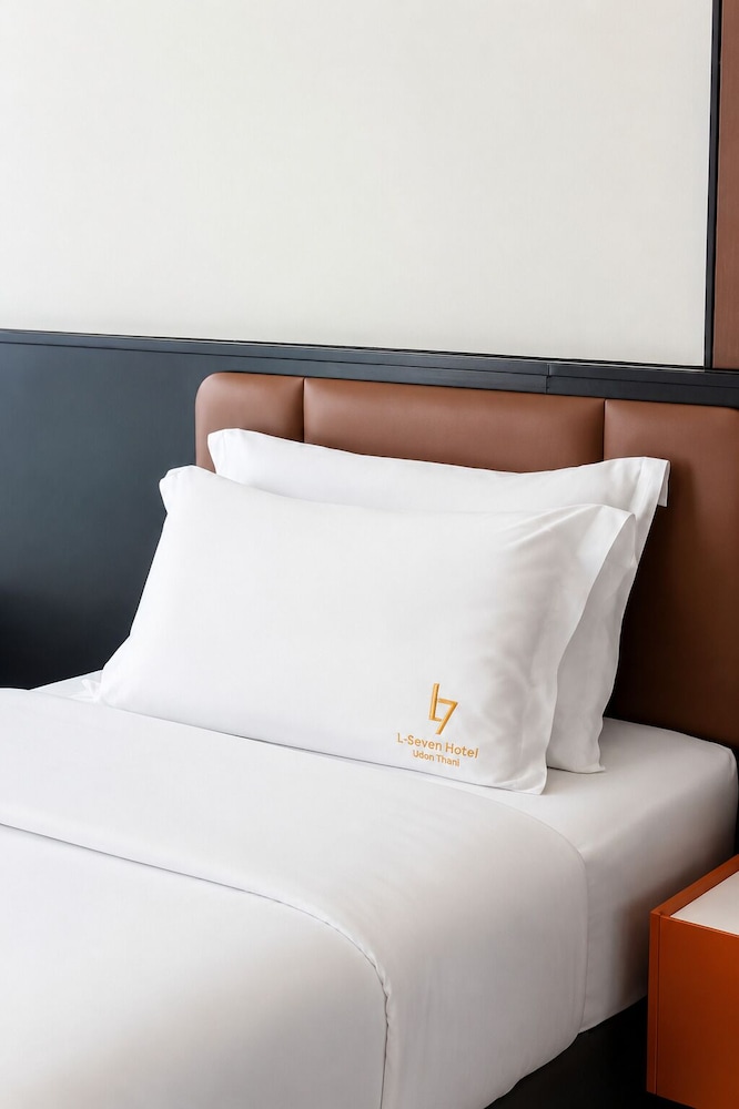 Juzi Hotel 37/57