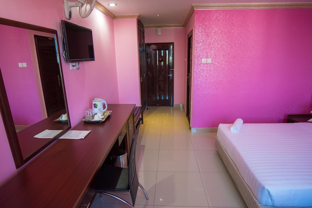 2 BEDROOMS, FAMILY, APARTMENT, CITY VIEW