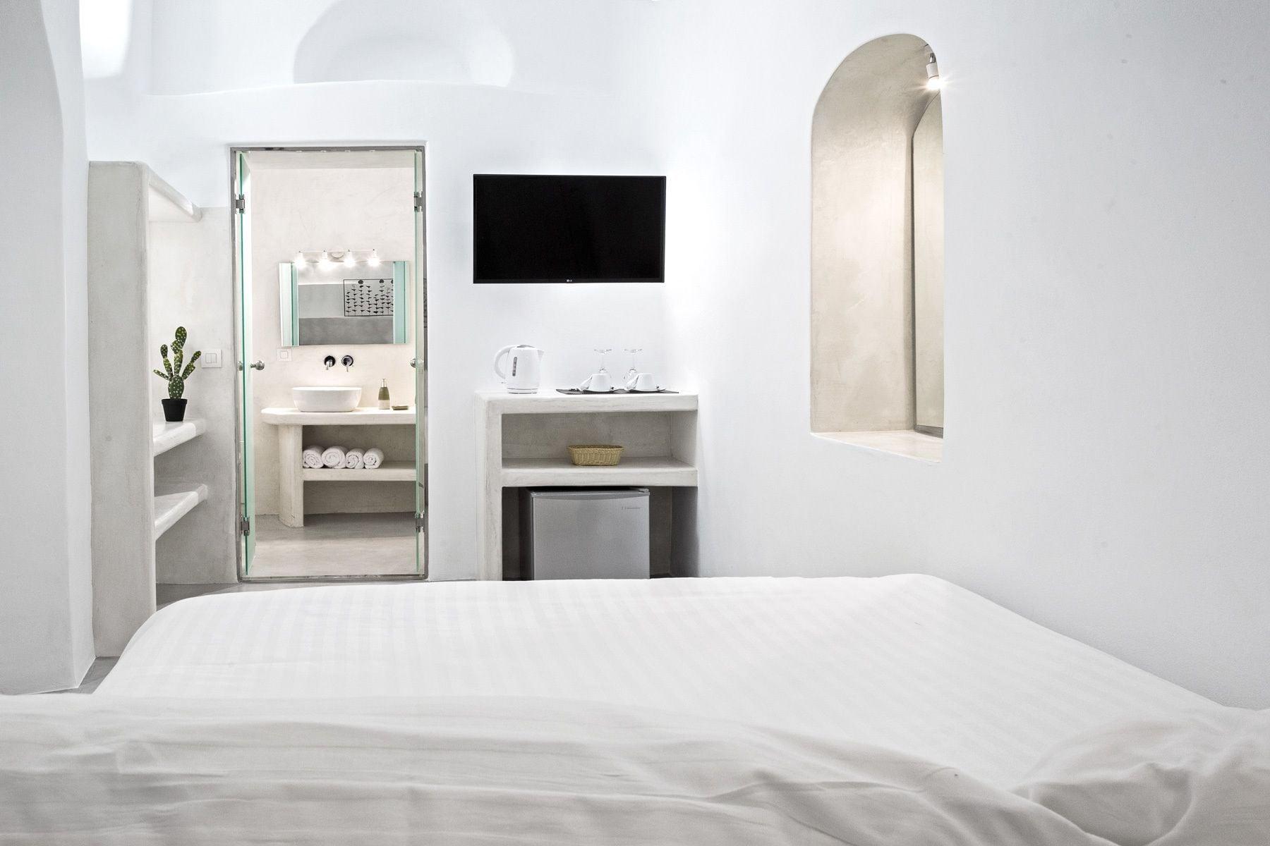 Double Bed, Shared Terrace