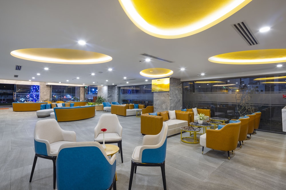 Xavia Hotel 57/72