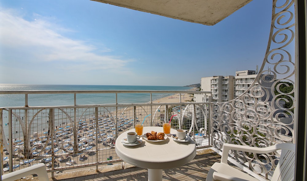 Hotel Nona 24/26