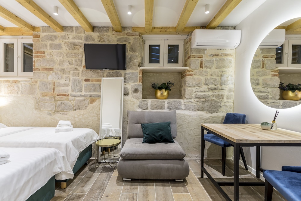 Luxury Rooms Miara In City Centre 26/38