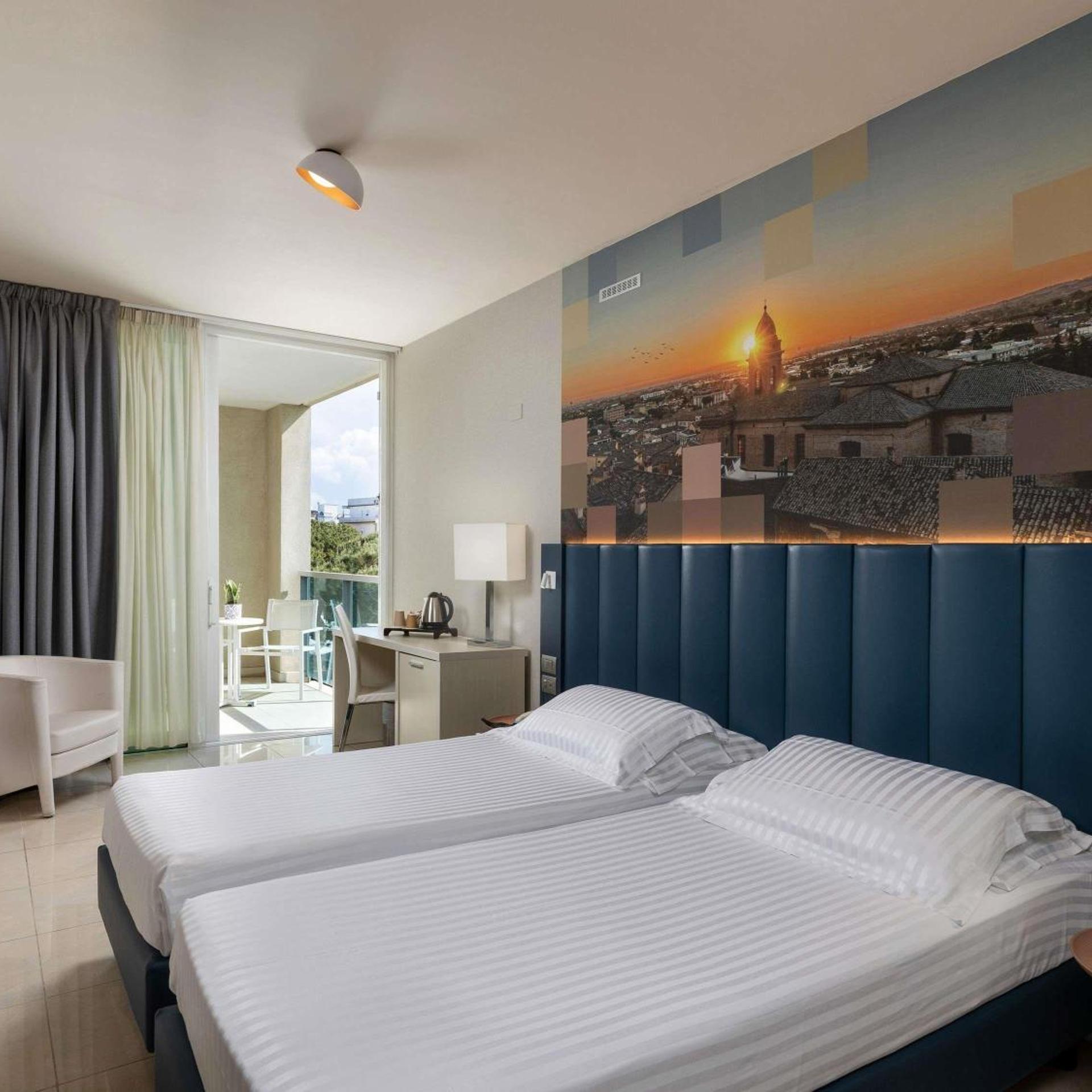 Classic, Twin Beds, Lateral Side Sea View, Balcony، MERCURE RIMINI ARTIS 7/10