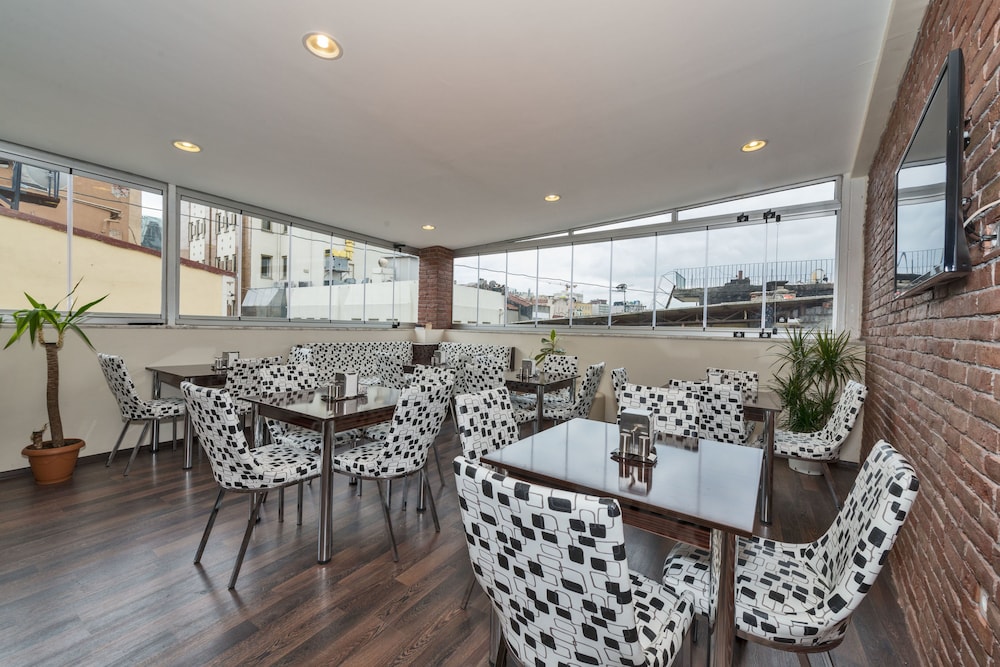 Invictum Residence 47/56