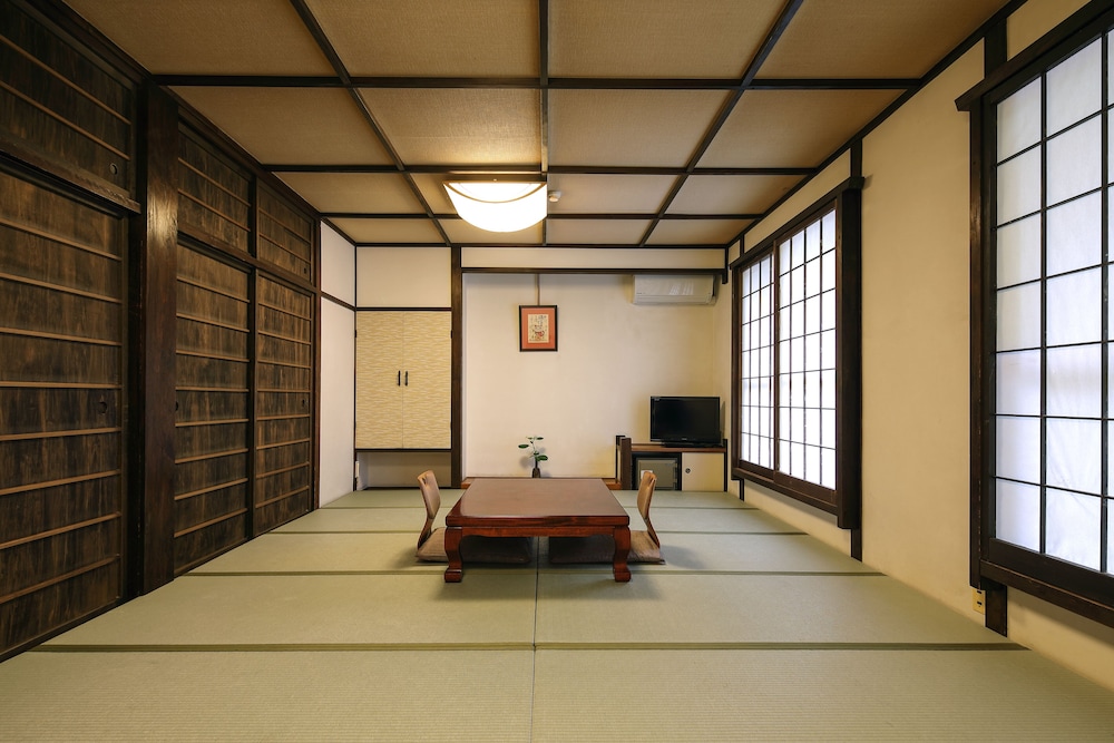 Yubaranoyado Komeya 32/37