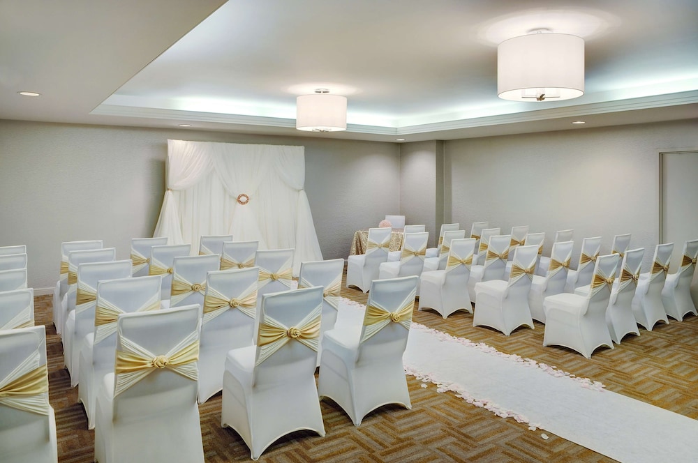Courtyard by Marriott Kitchener 46/52