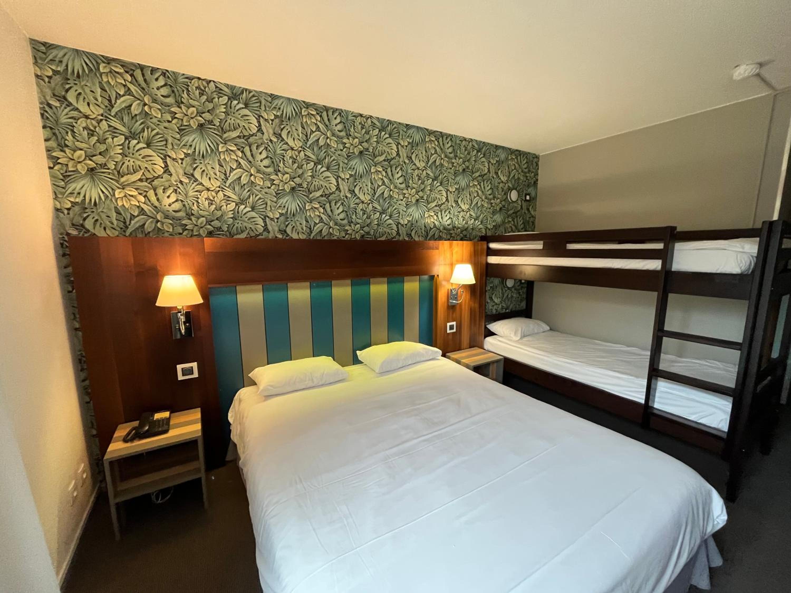 غرفة رباعية، Kyriad Grenoble Nord Le Fontanil 2/4