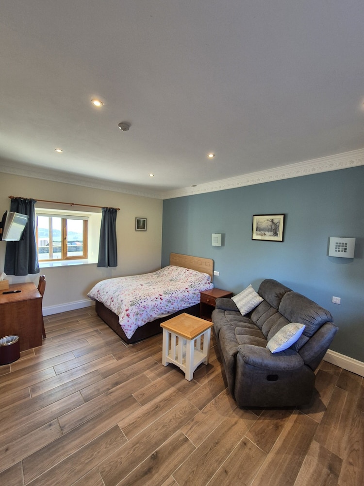 استوديو بسرير كينج لذوي الإعاقة، Padley Farm B&B 3/9