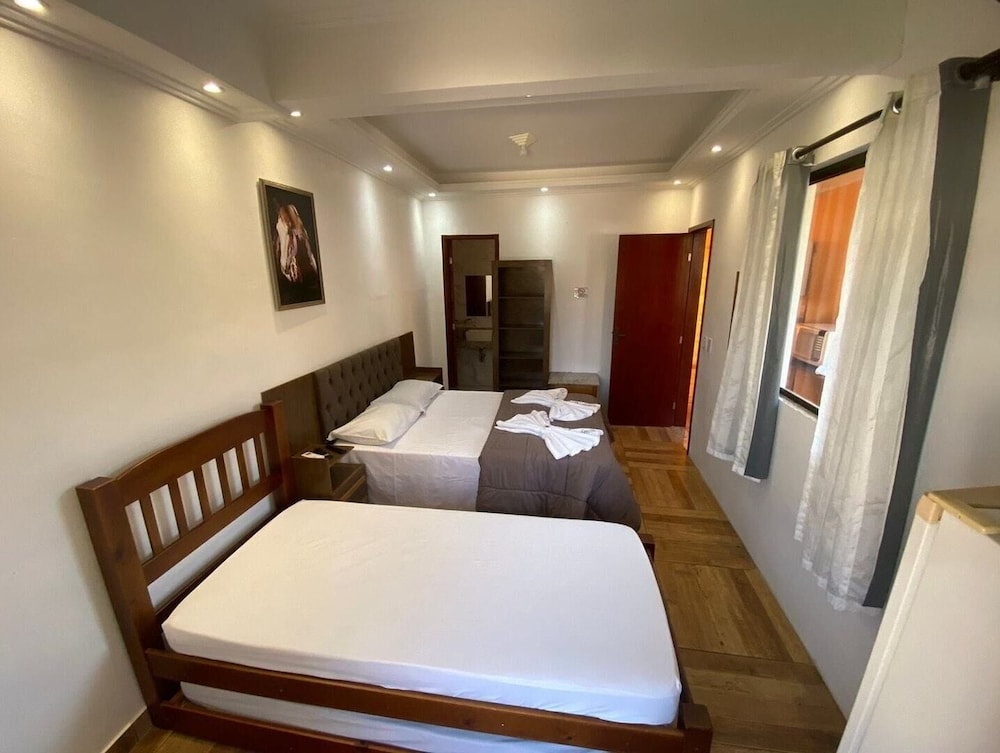 STUDIO, SUITE
