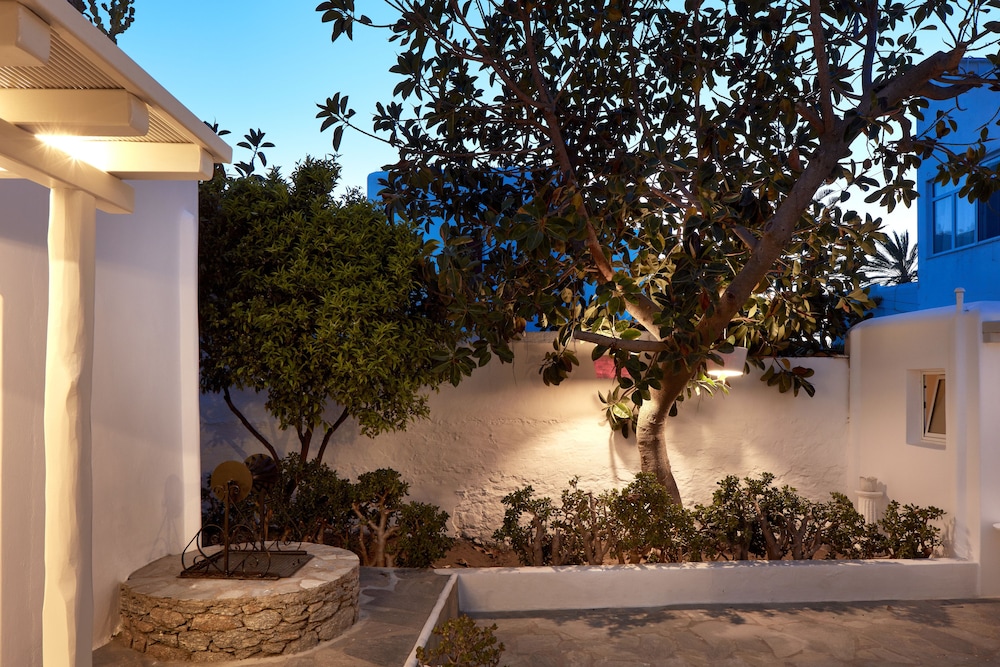 Mykonos Town Suites 36/46