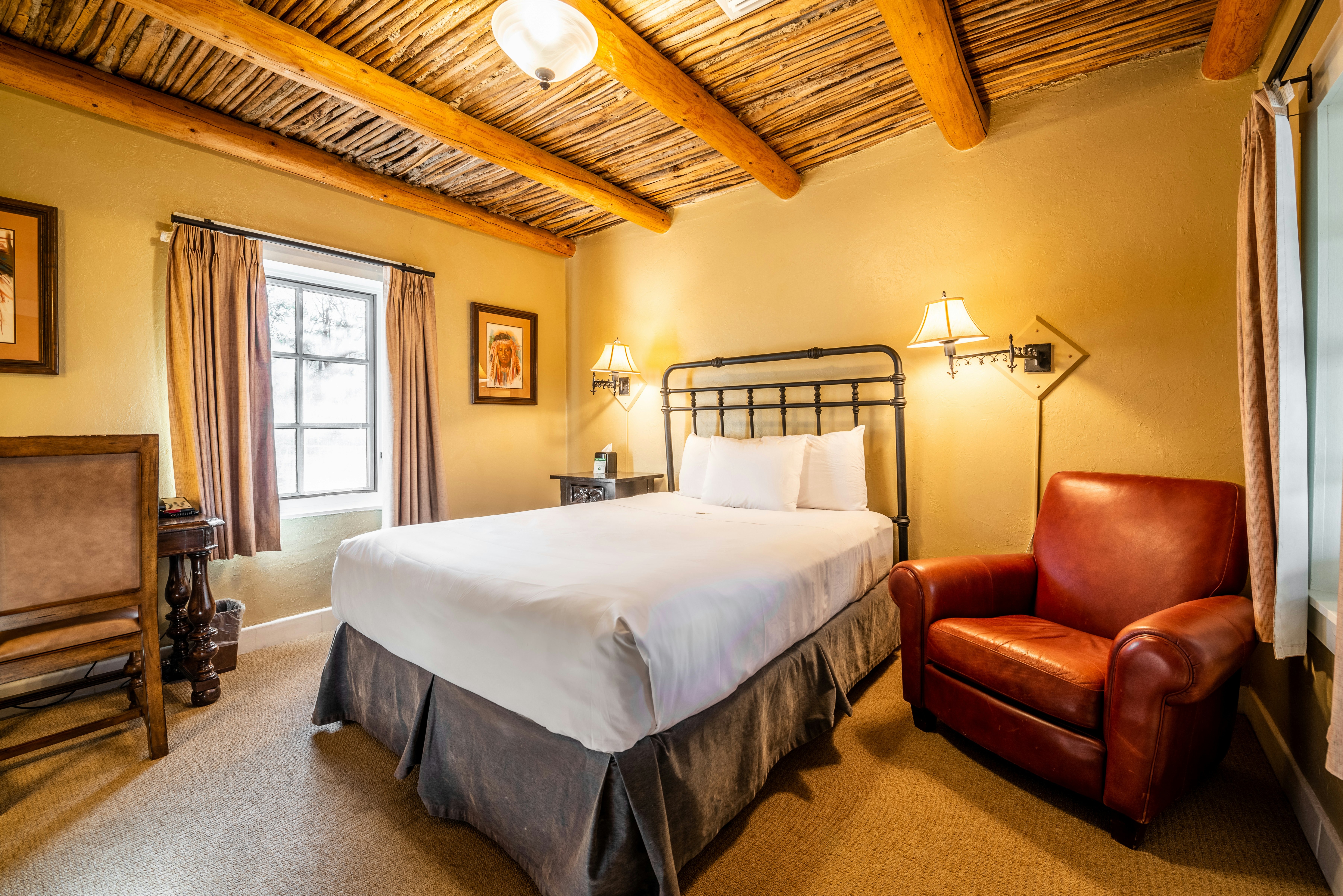 Sala, Queen Bed
