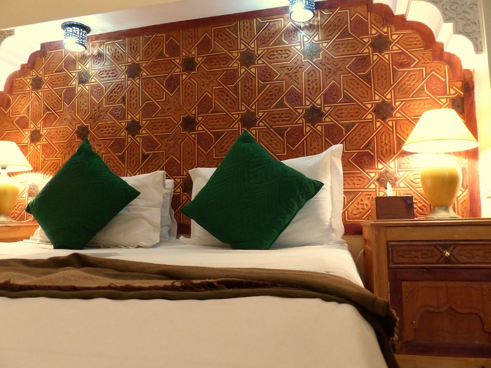 Riad Jonan 28/65