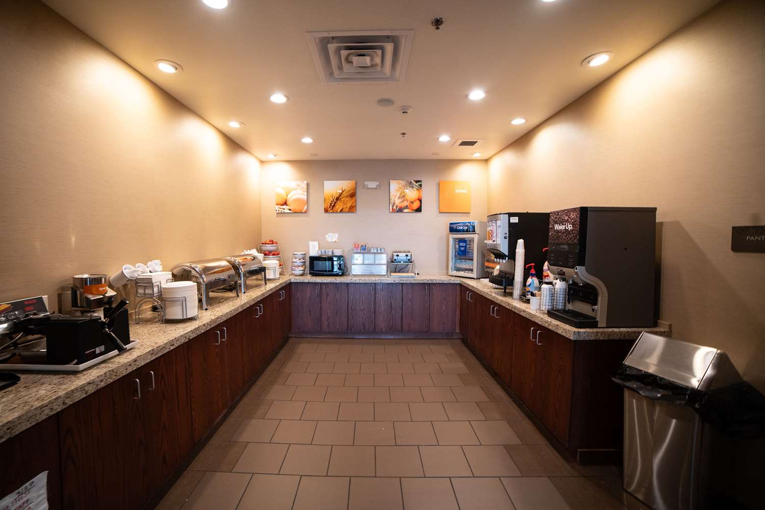 Comfort Suites Brookings near University 11/51