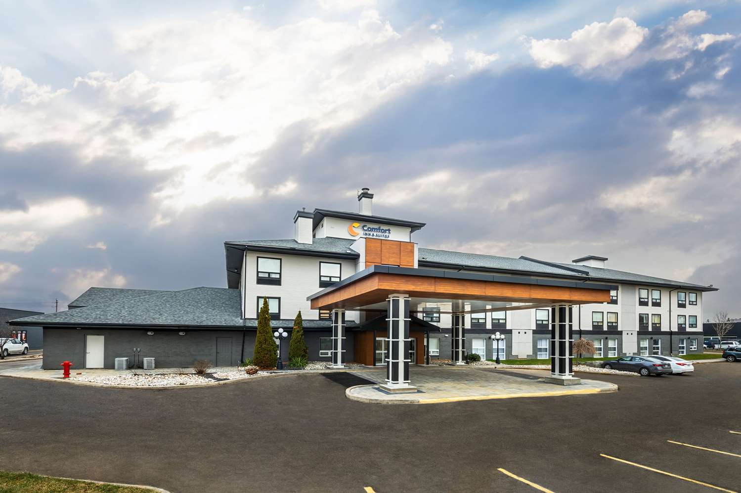 Comfort Inn and Suites Ingersoll, ON 3/12