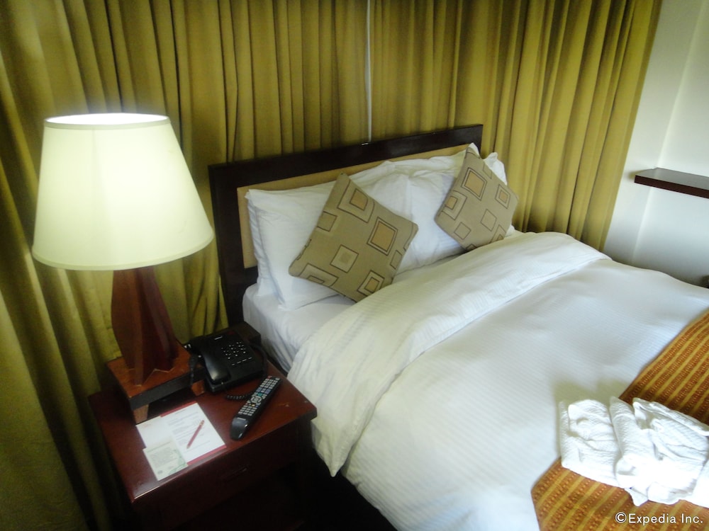 Hotel Centro Puerto Princesa Near Airport by ZUZU 72/107