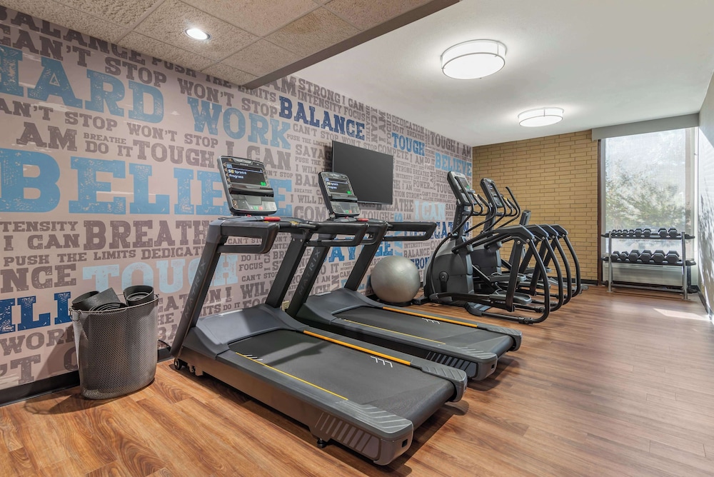 Drury Inn And Suites Atlanta Airport 30/50