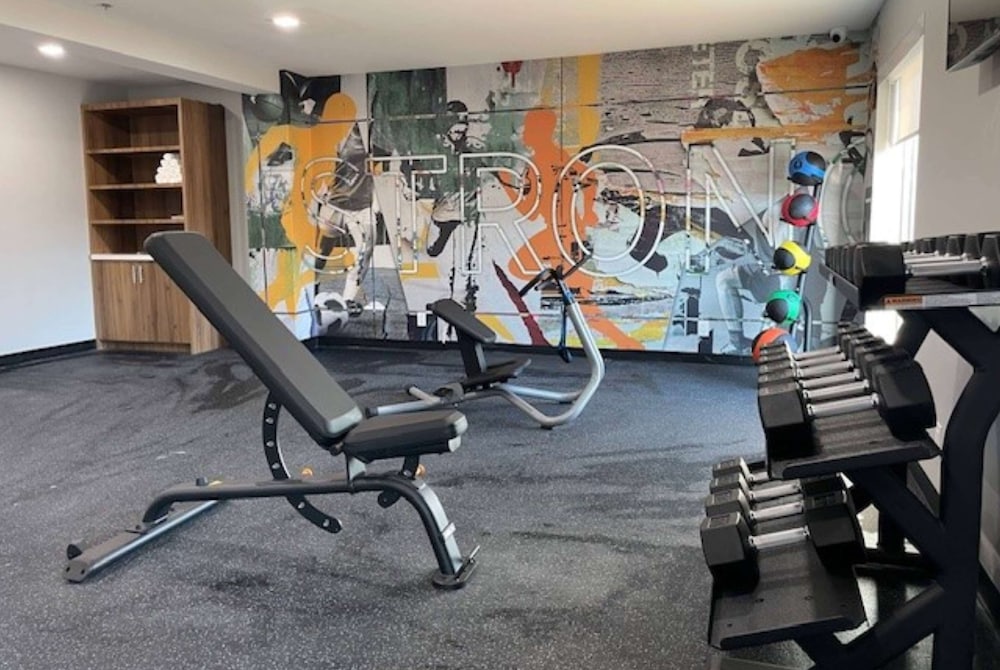 Hawthorn Extended Stay by Wyndham Springdale 23/34