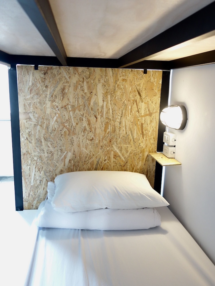 Oldmancaptain Hostel 14/50
