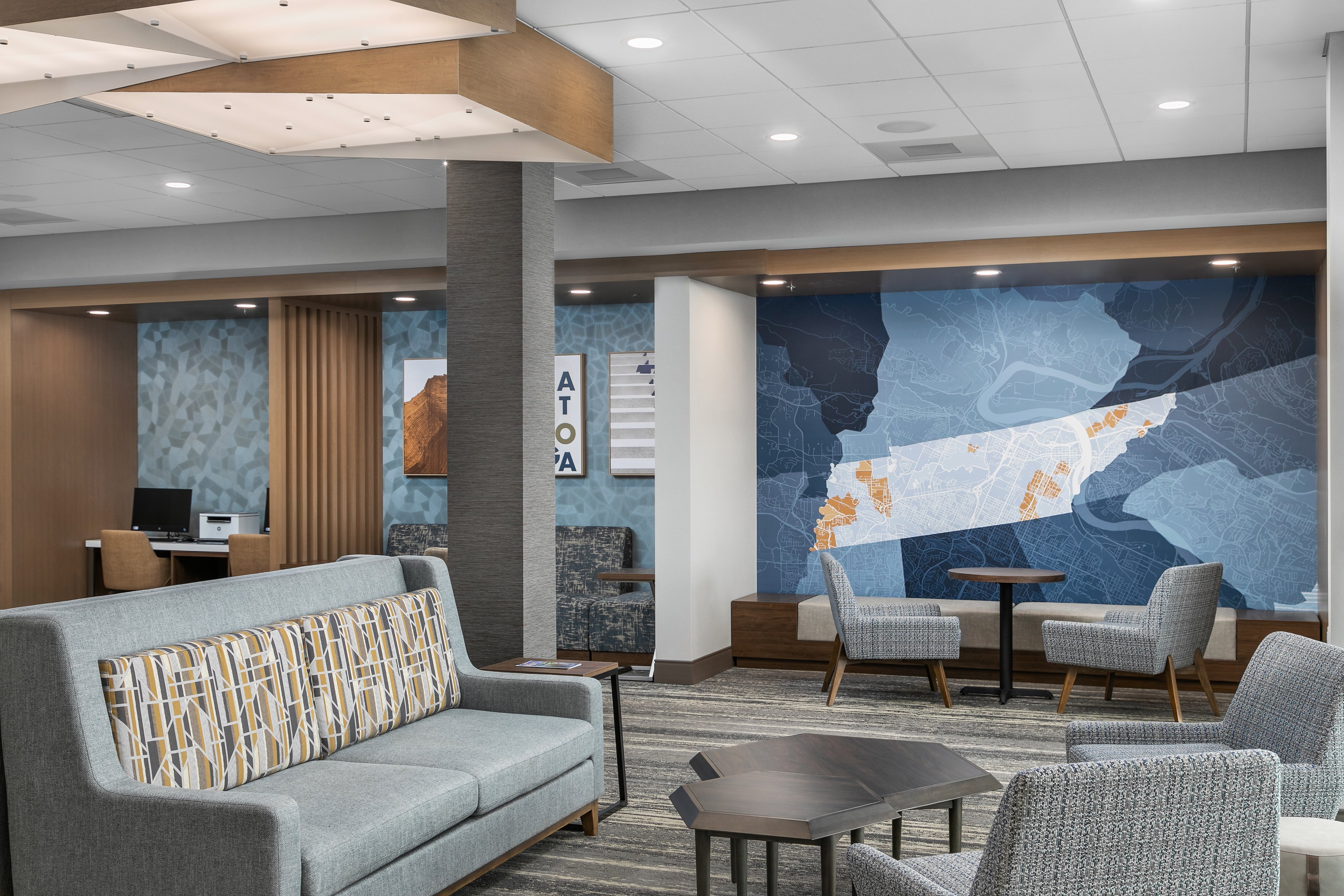 Holiday Inn Express CHATTANOOGA - HAMILTON PLACE 26/35