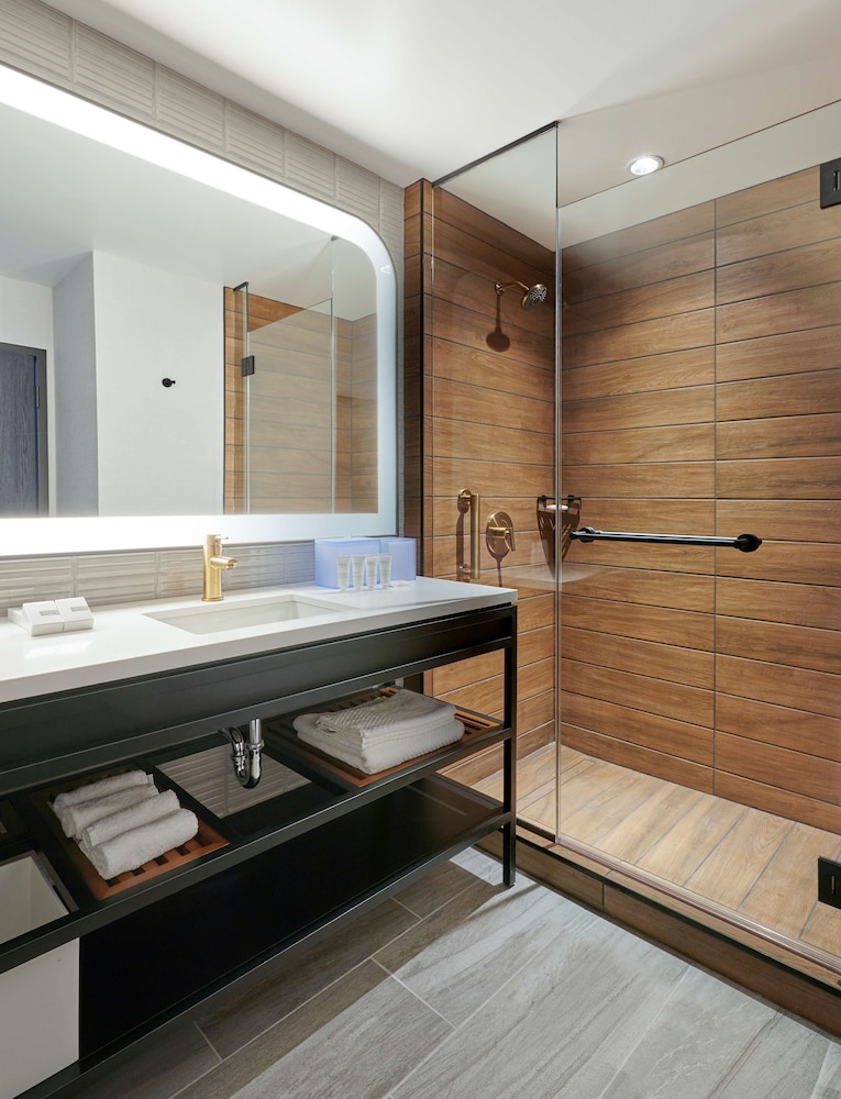Sable at Navy Pier Chicago, Curio Collection by Hilton 21/59