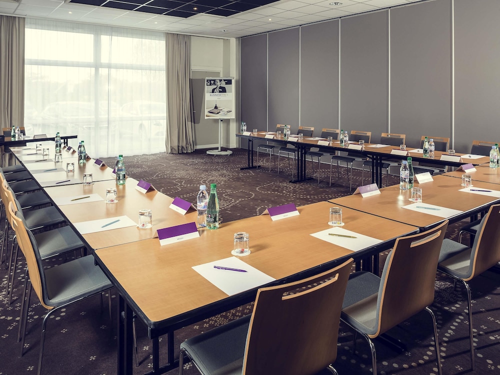 MERCURE COMPIEGNE SUD 66/76