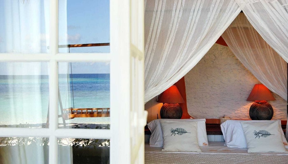 Nika Island Resort & Spa, Maldives 28/67