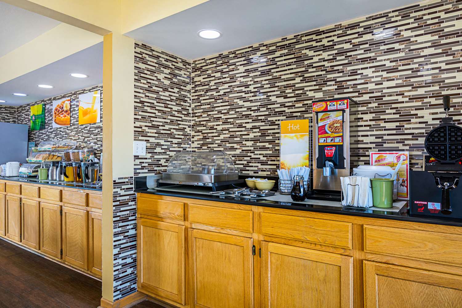 Quality Inn & Suites Greensburg I-74 4/19