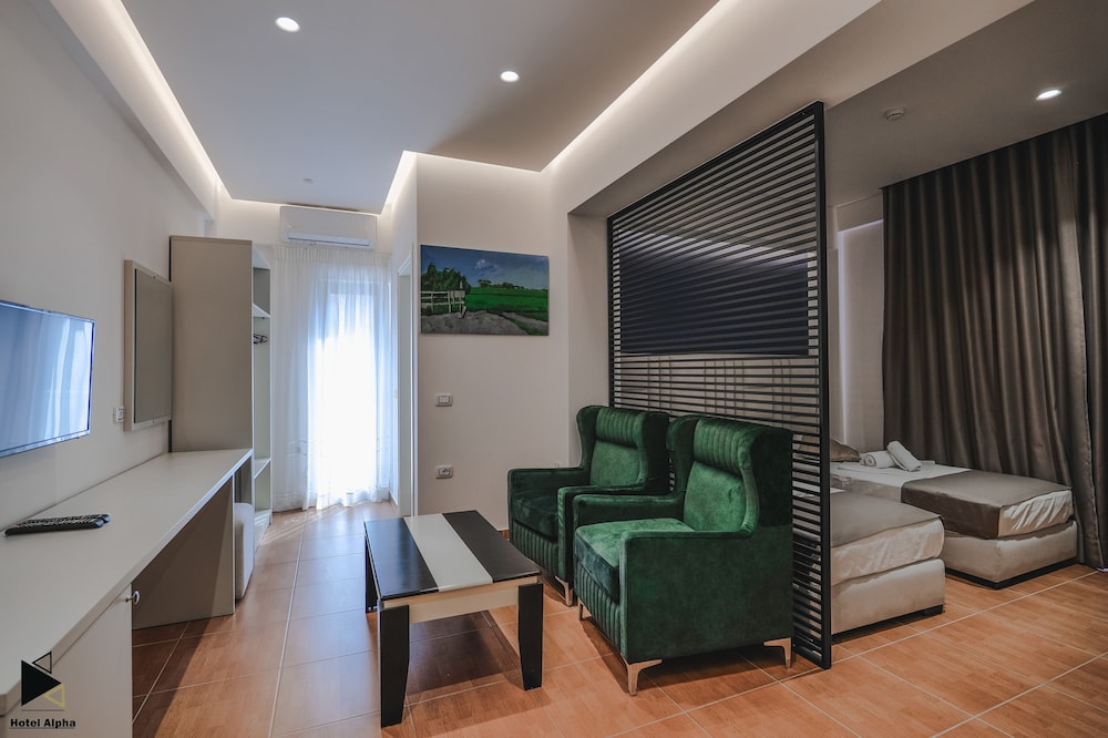 Hotel Alpha 25/50
