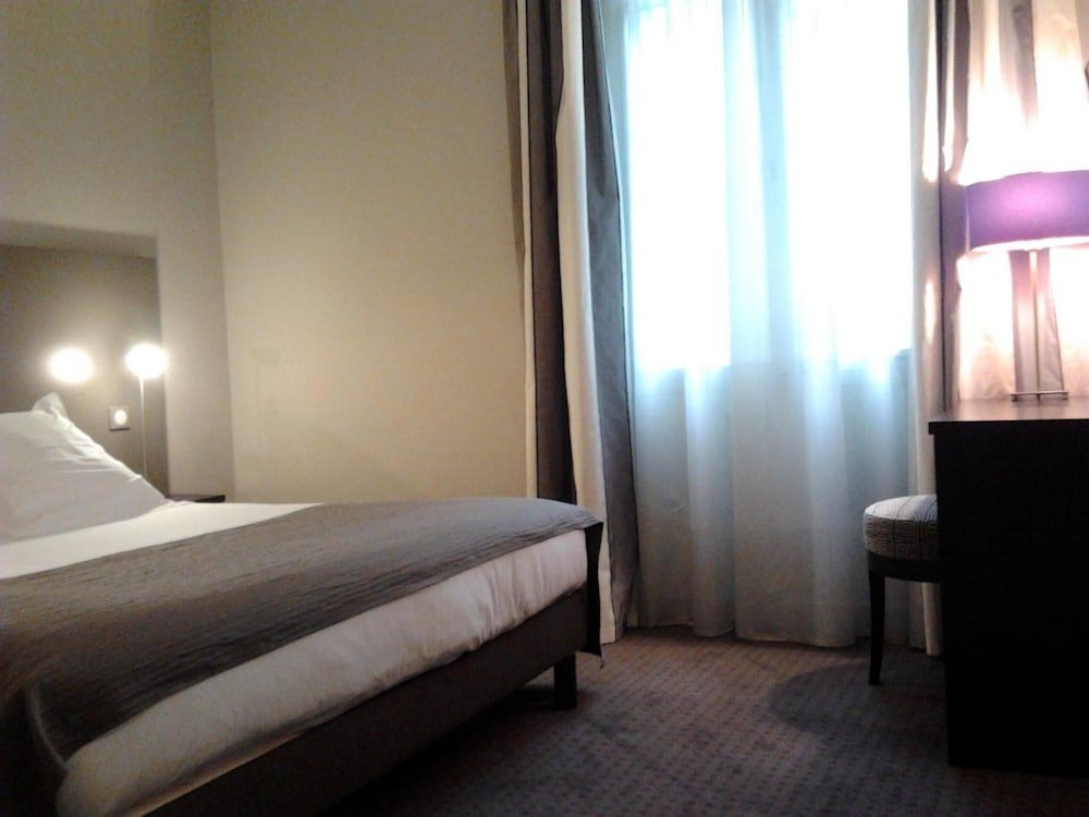Hôtel Ronsard 12/43
