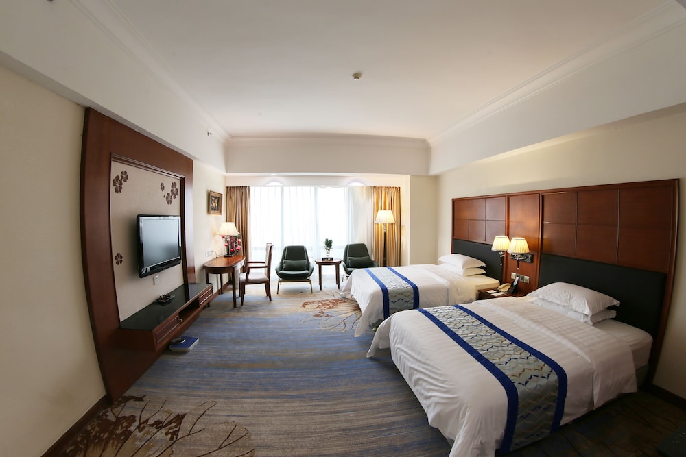 Gladden Hotel Jiangmen 12/61