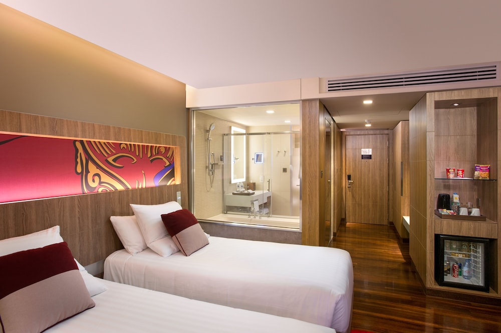 EXECUTIVE, TWIN BEDS, HIGH FLOOR