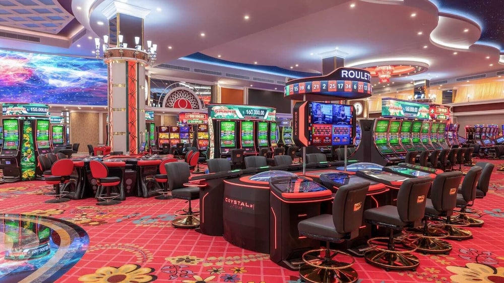 Merit Royal Gardens Hotel & Casino 61/69