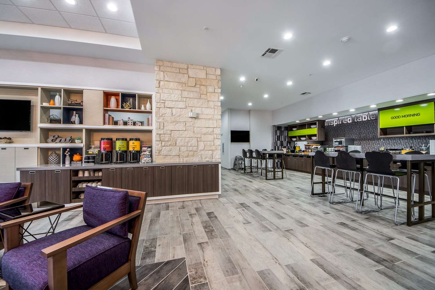 restaurant cafeteria