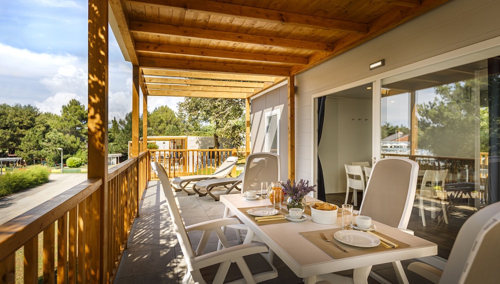 Maistra Camping Porto Sole Mobile Homes 24/35