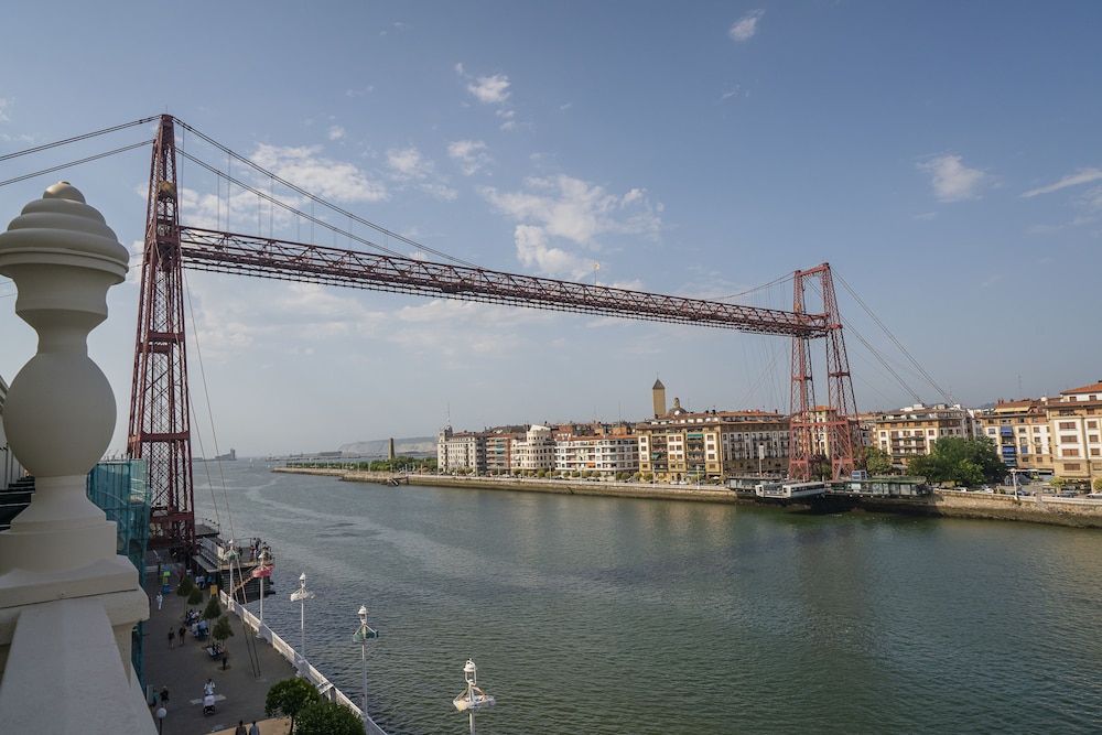 Puente Colgante Boutique Hotel 1/27