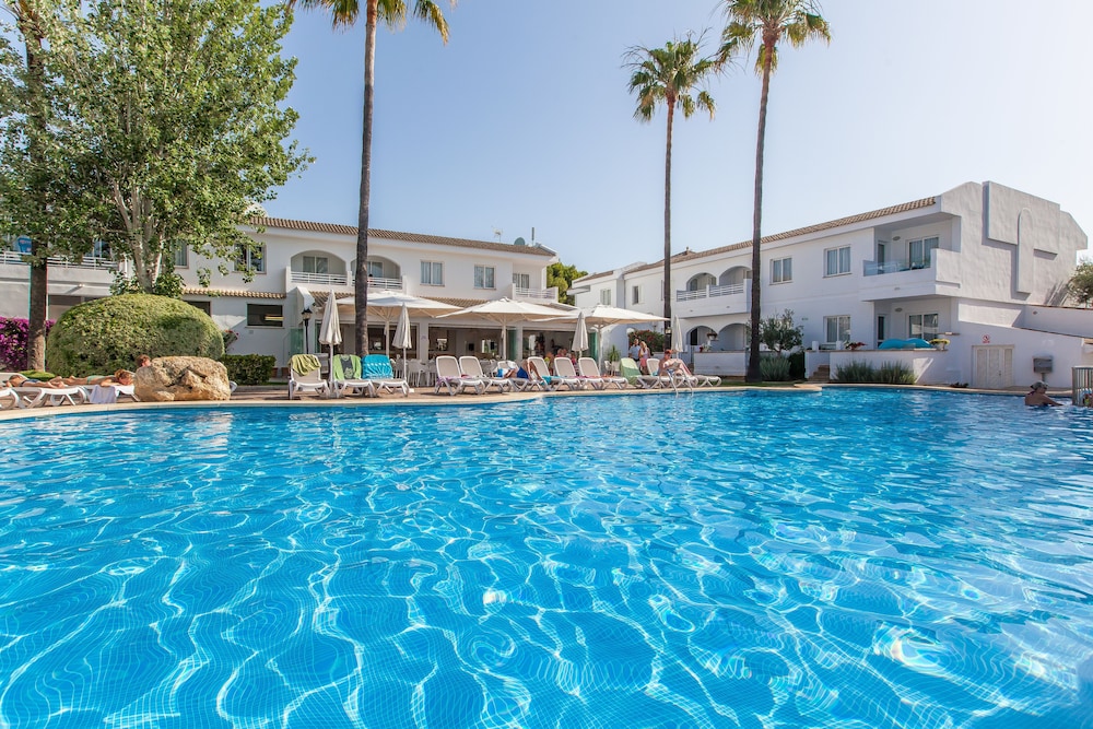 A10 Solecito Apartments 6/51