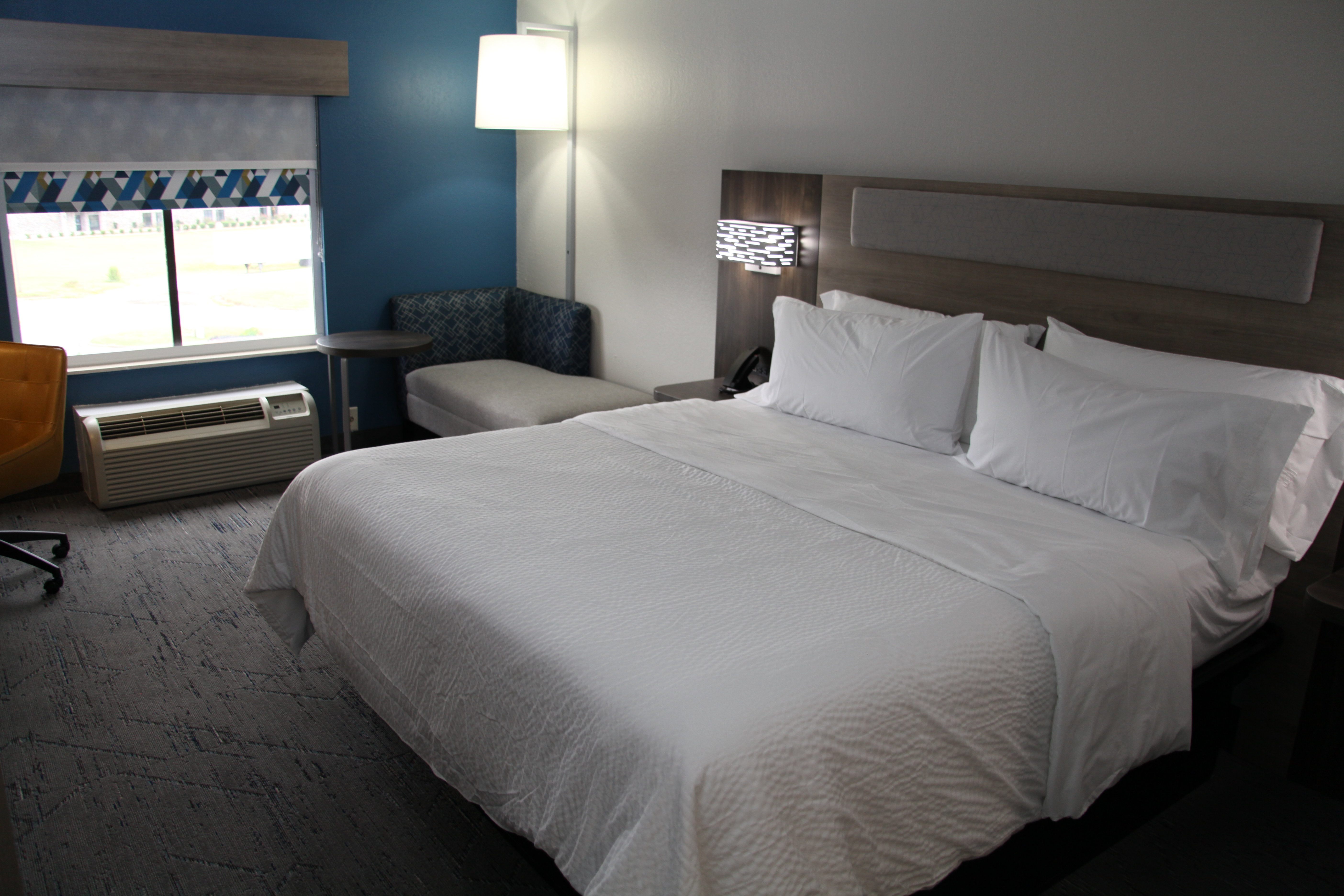 Holiday Inn Express Rocky Mount - Sports Center 22/50
