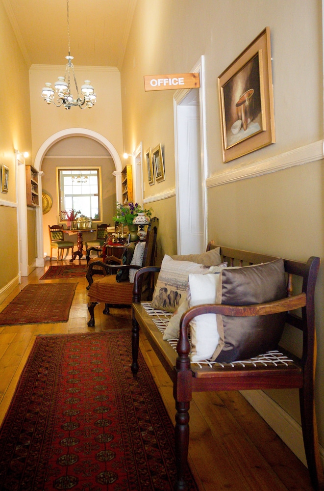 Adley House Guesthouse 18/47