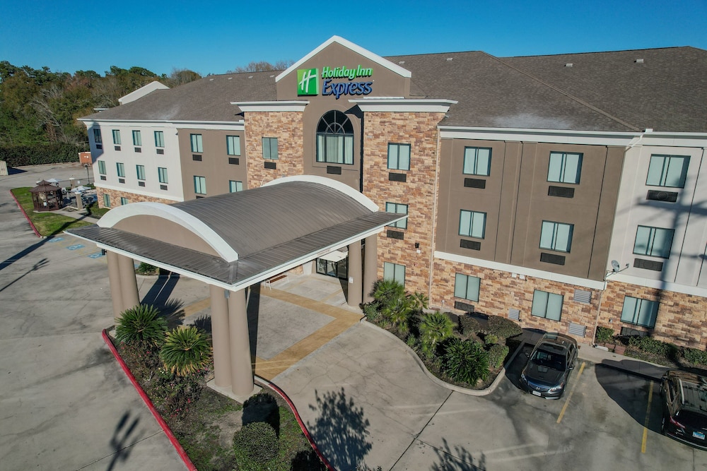 Holiday Inn Express Hotel And Suites Cleveland 6/55