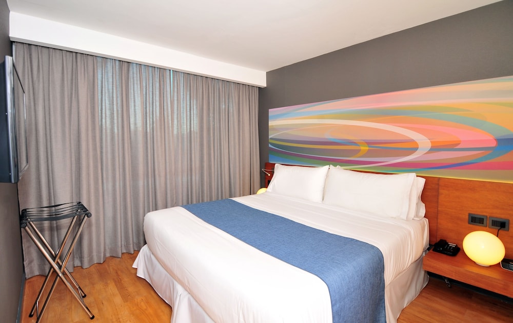 BIT Design Hotel 11/85